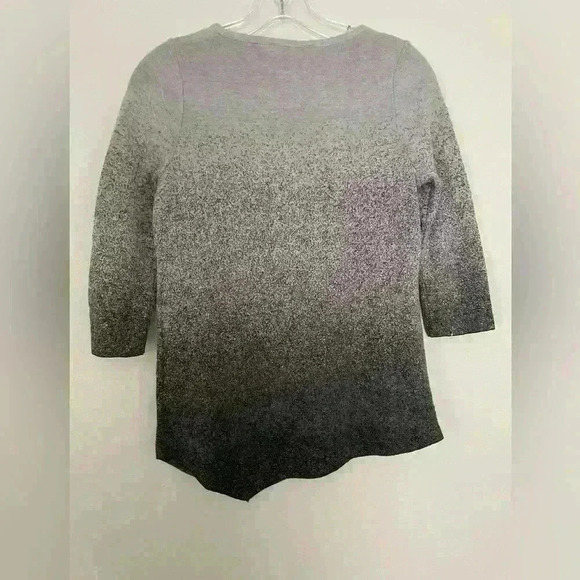 Womens Gray Blouse Asymmetrical Sweater Medium Simply Vera Wang Ombre Sweater - Picture 4 of 6